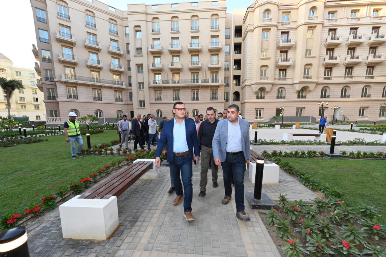 وزير الإسكان