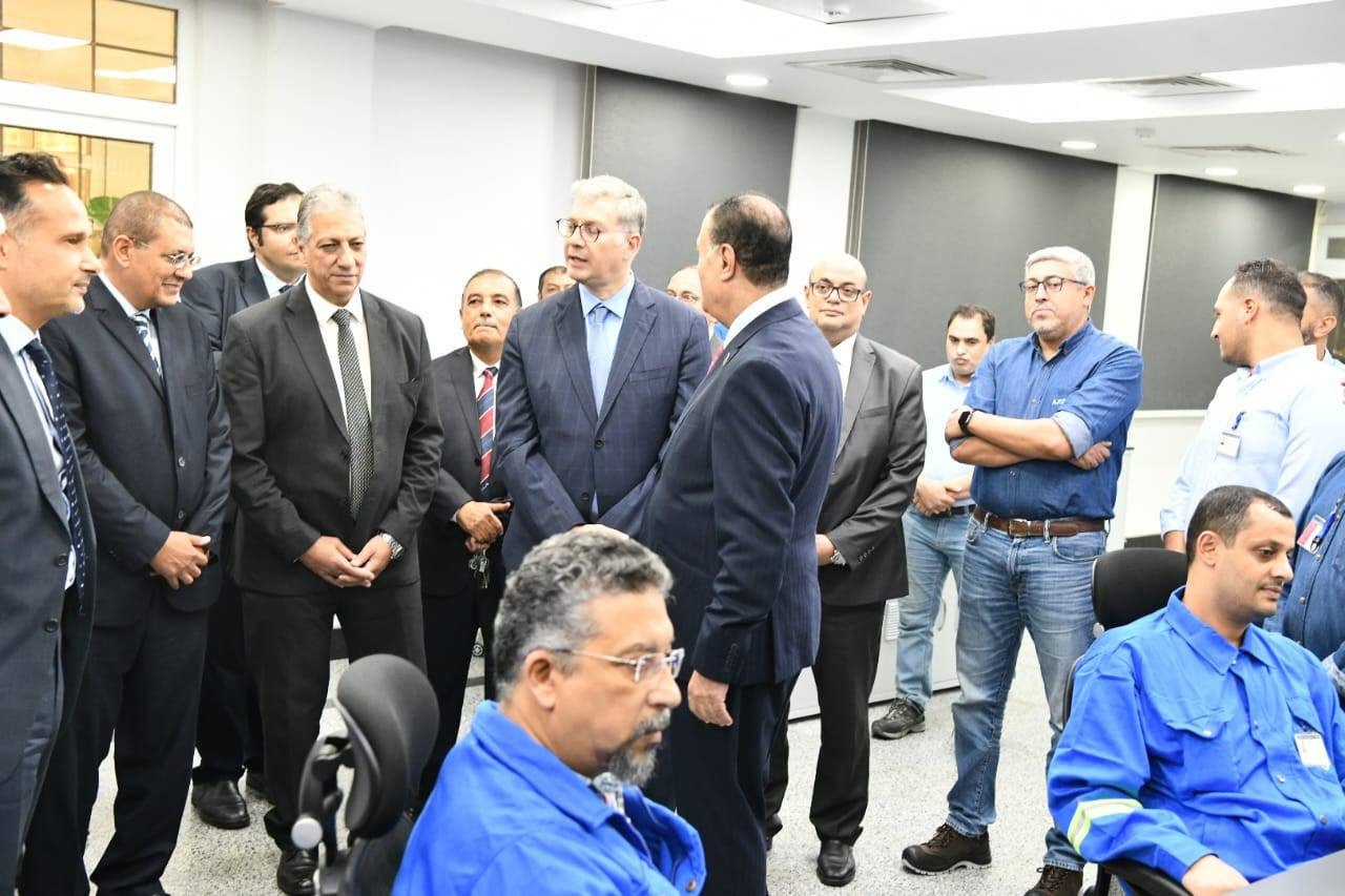 وزير البترول