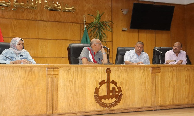 محافظ القليوبية يوجه بتبسيط الإجراءات في ملف التصالح