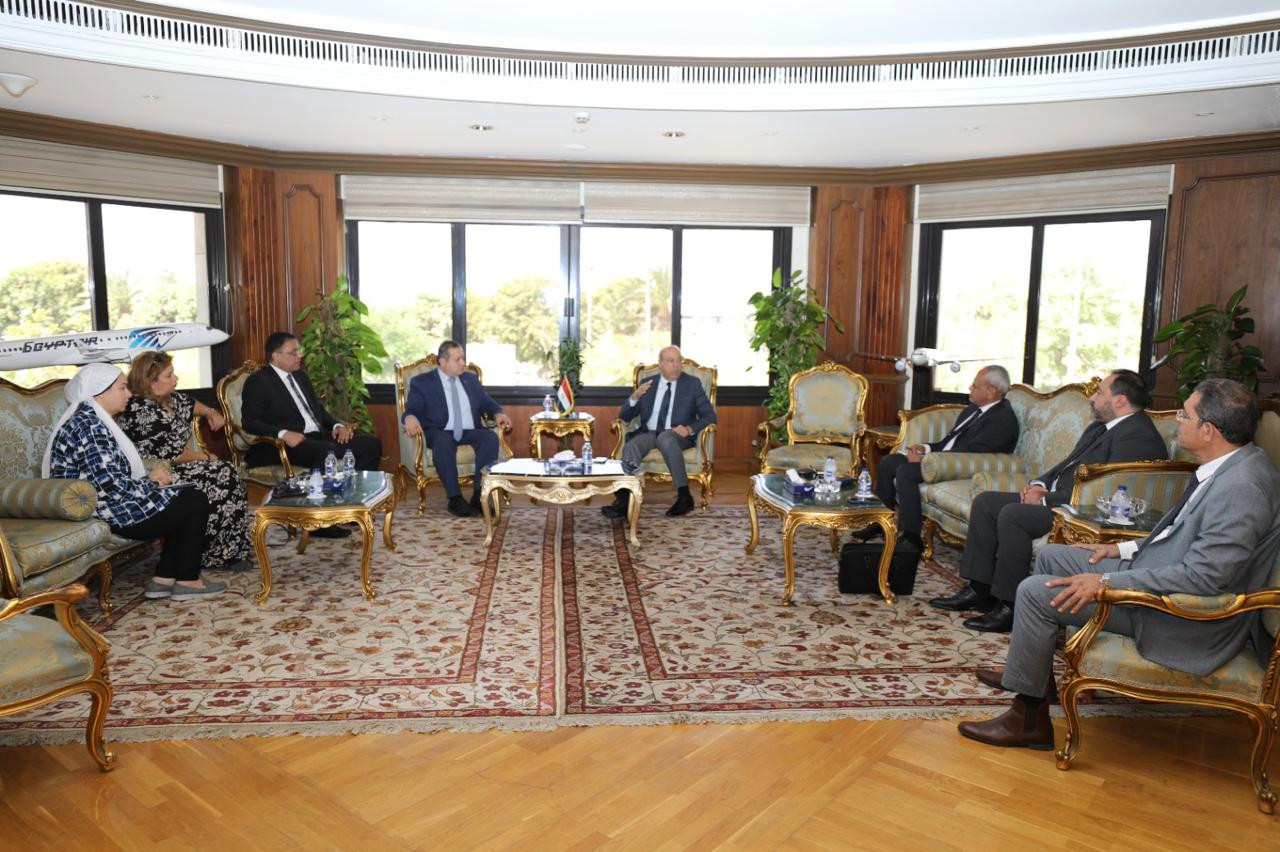 وزير الطيران ورئيس الهيئة القومية لضمان جودة التعليم