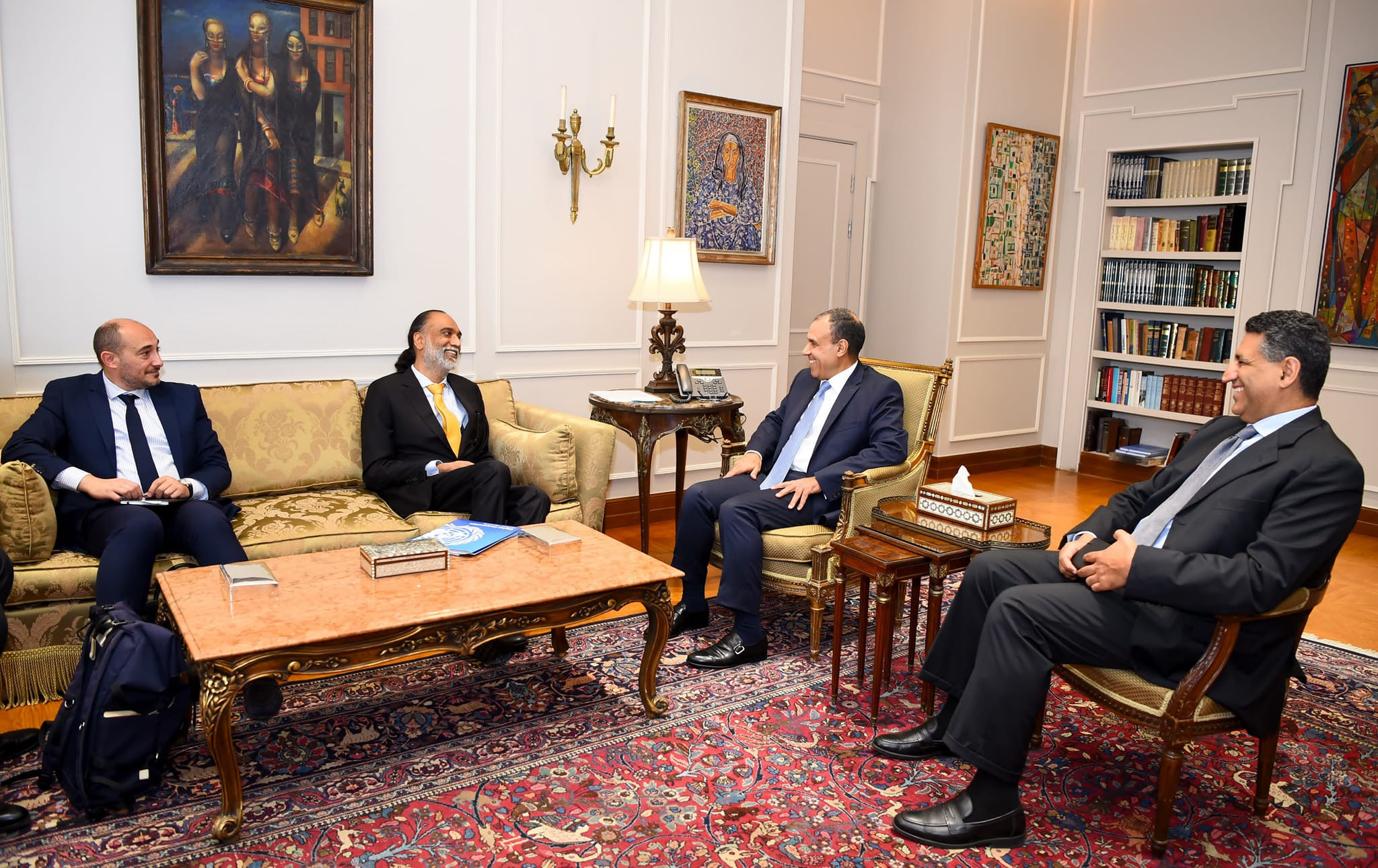 وزير الخارجية