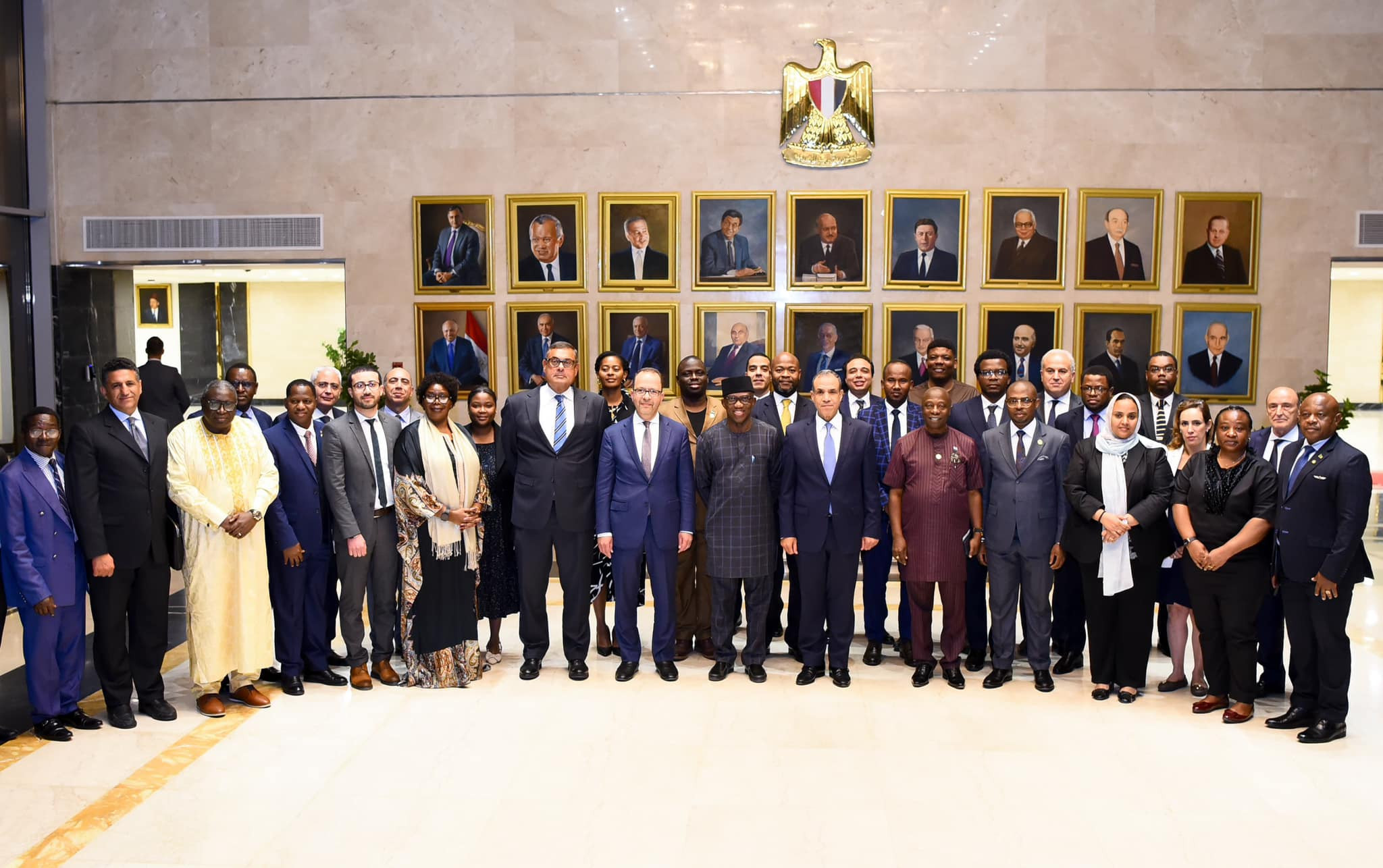 وزير الخارجية