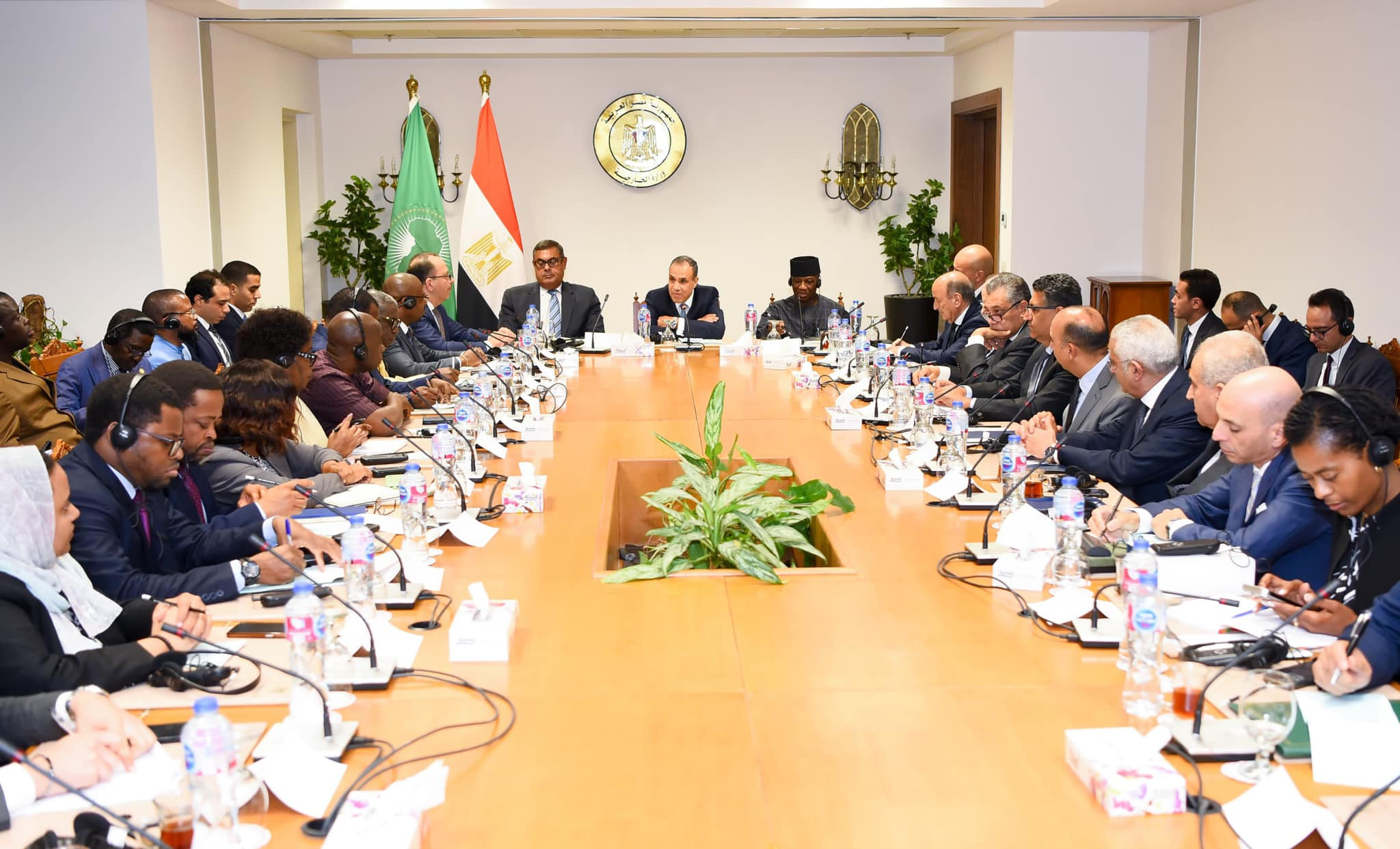 وزير الخارجية