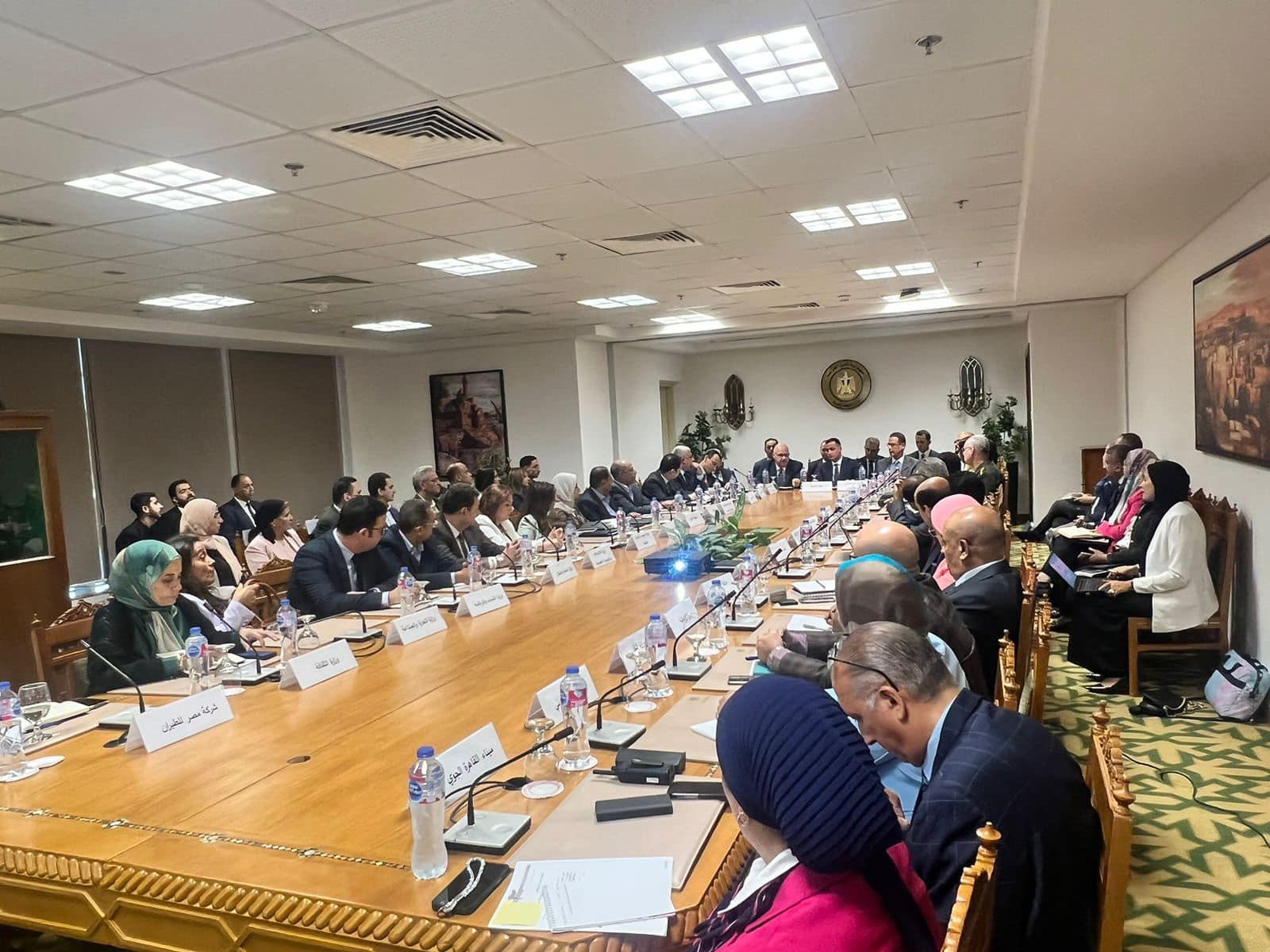 اجتماع برئاسة مساعد وزير الخارجية