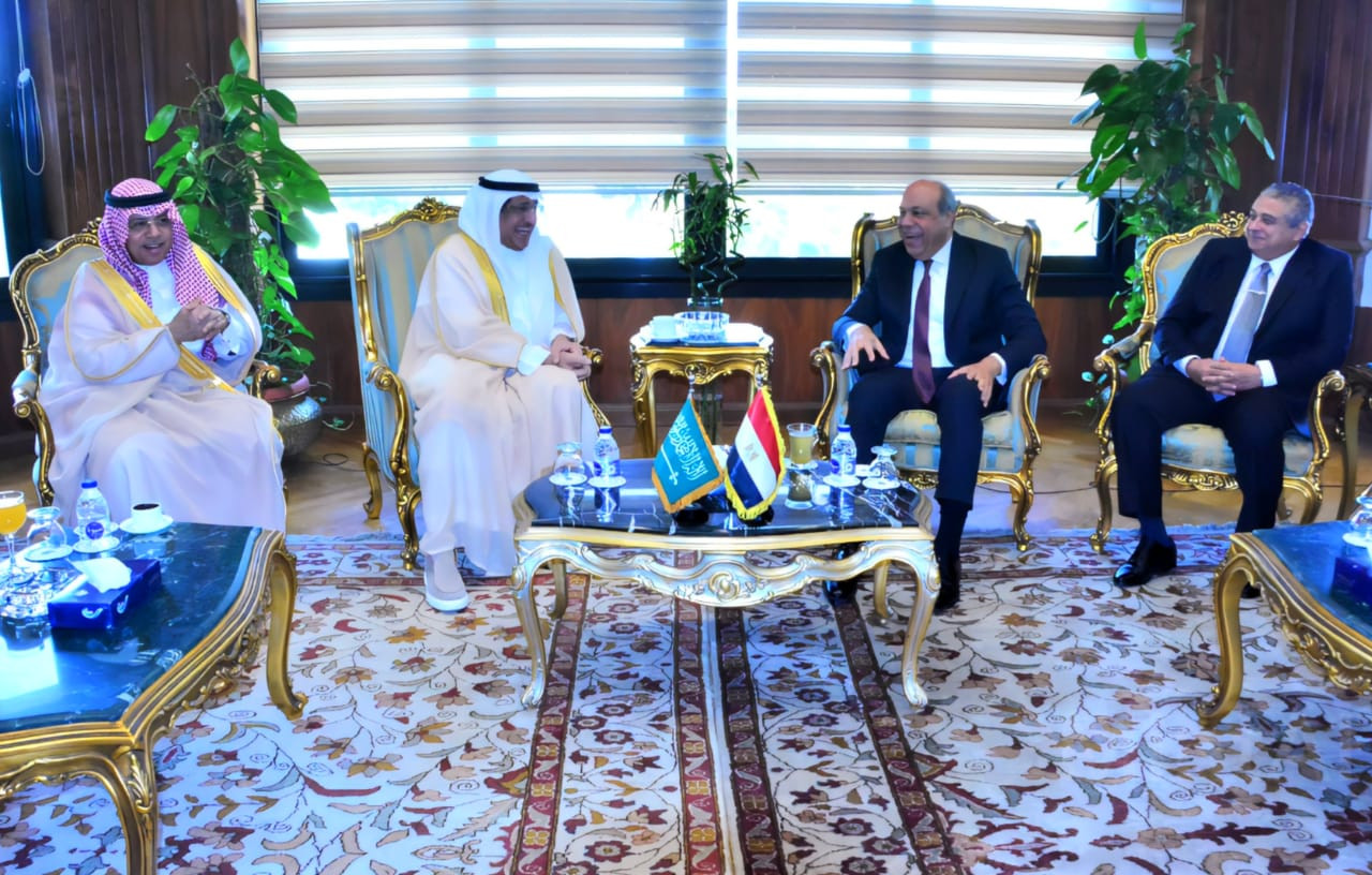 الدكتور عصام بن سعد بن سعيد، وزير الدولة عضو مجلس الوزراء السعودي،