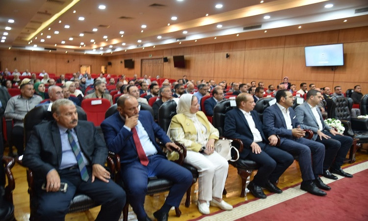 محافظ بورسعيد