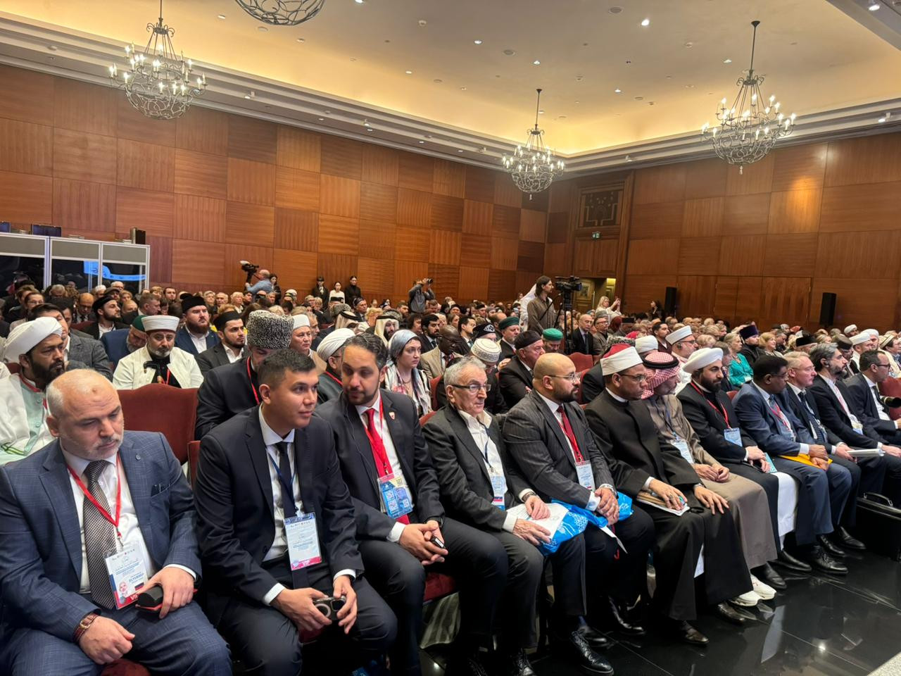 وزير الأوقاف في مؤتمر عالمي في روسيا