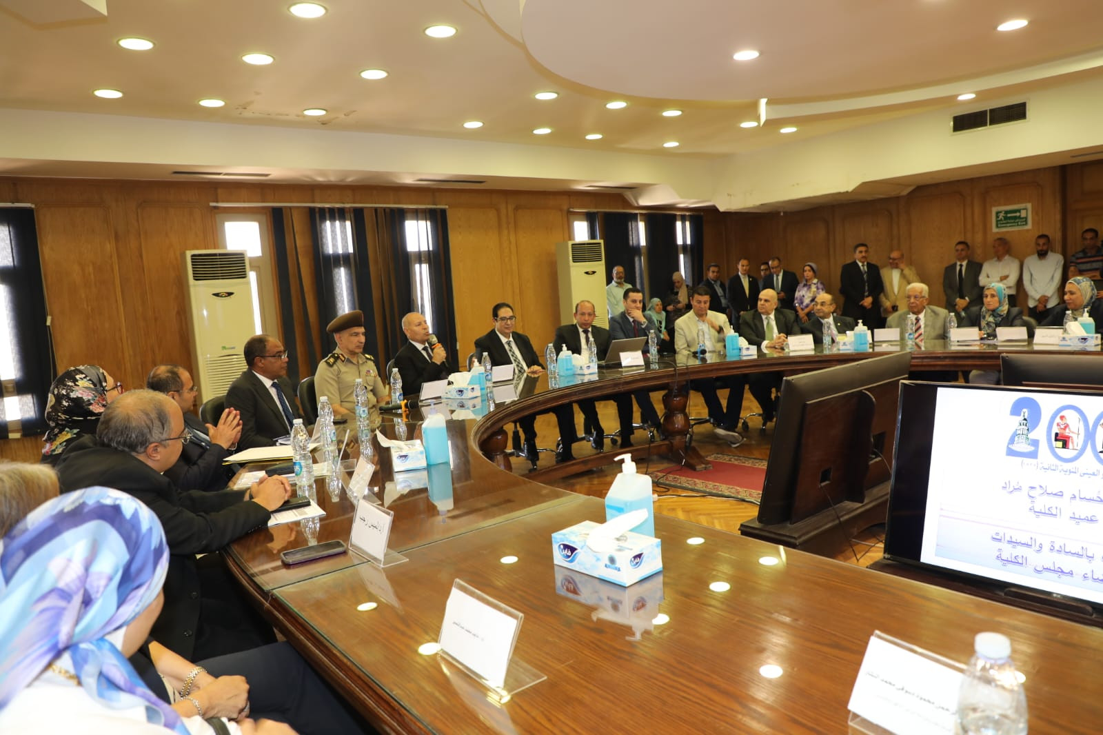 محافظ القاهرة