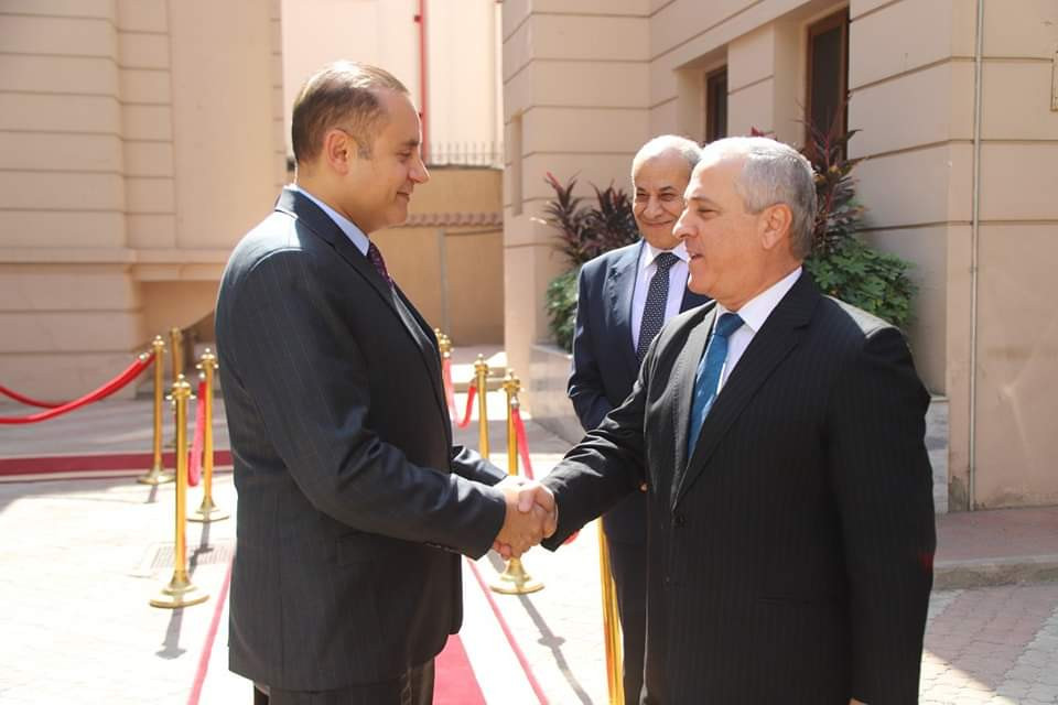 عبد الصادق الشوربجي والسفير القطري