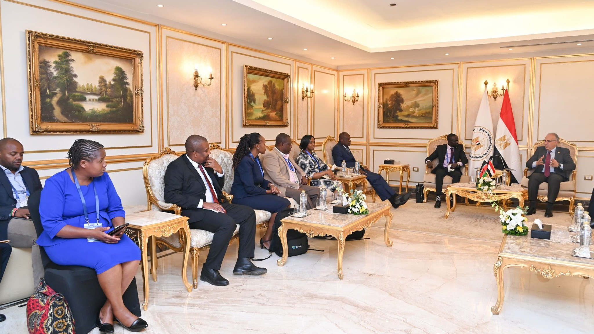 وزير الري ونظيره الكيني