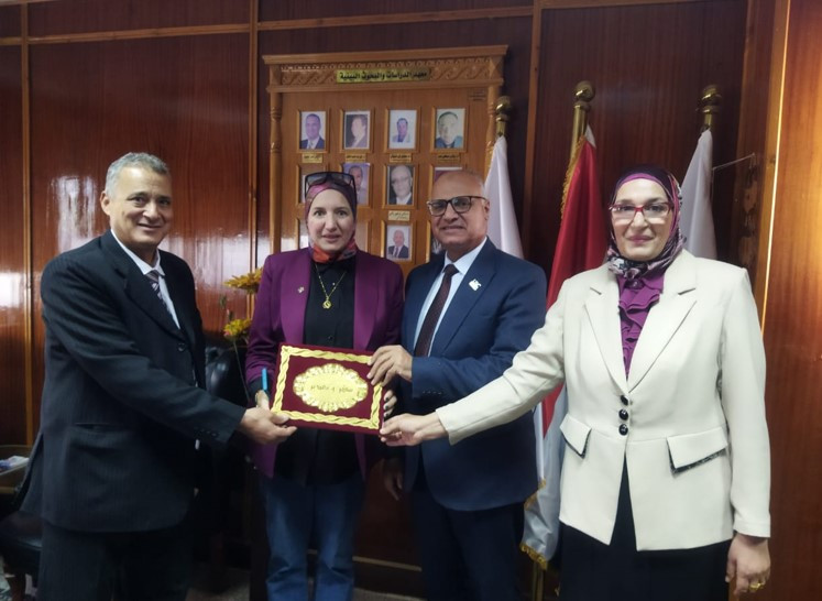 معهد الدراسات والبحوث البيئية بجامعة مدينة السادات