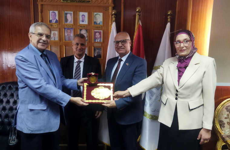 معهد الدراسات والبحوث البيئية بجامعة مدينة السادات