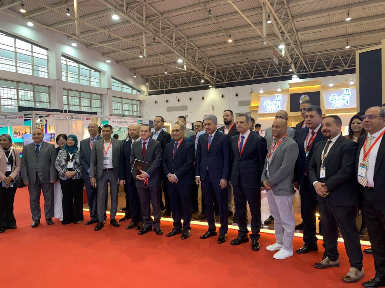 وزير السياحة