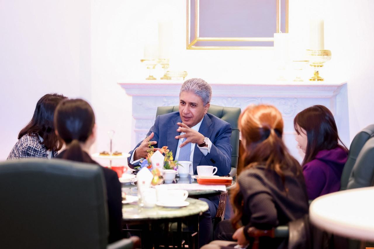 وزير السياحة