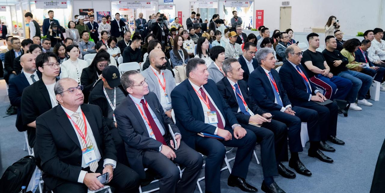 وزير السياحة