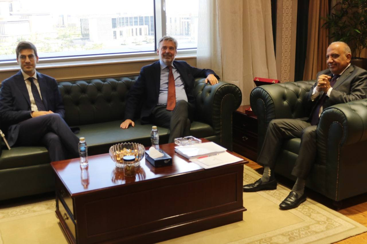 وزير الكهرباء وسفير ايطاليا