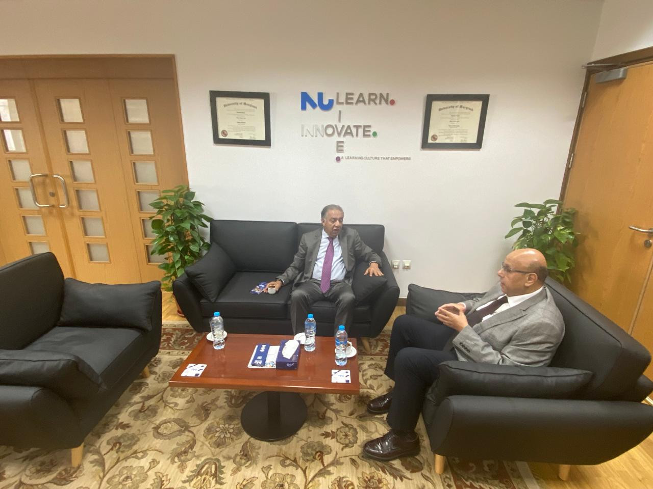 رئيس جامعة النيل ورئيس لجنة الشؤون الإفريقية