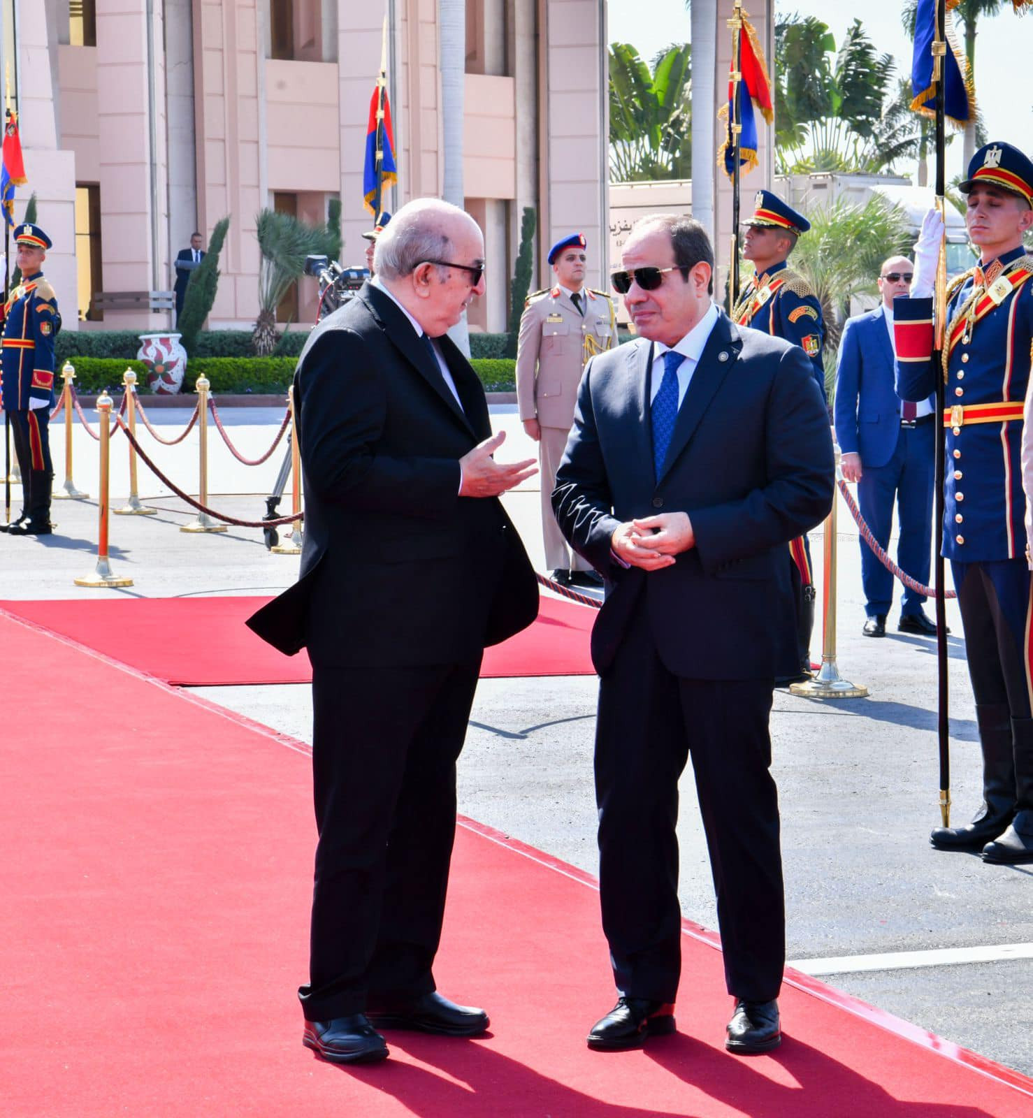 الرئيس السيسي ونظيره الجزائري