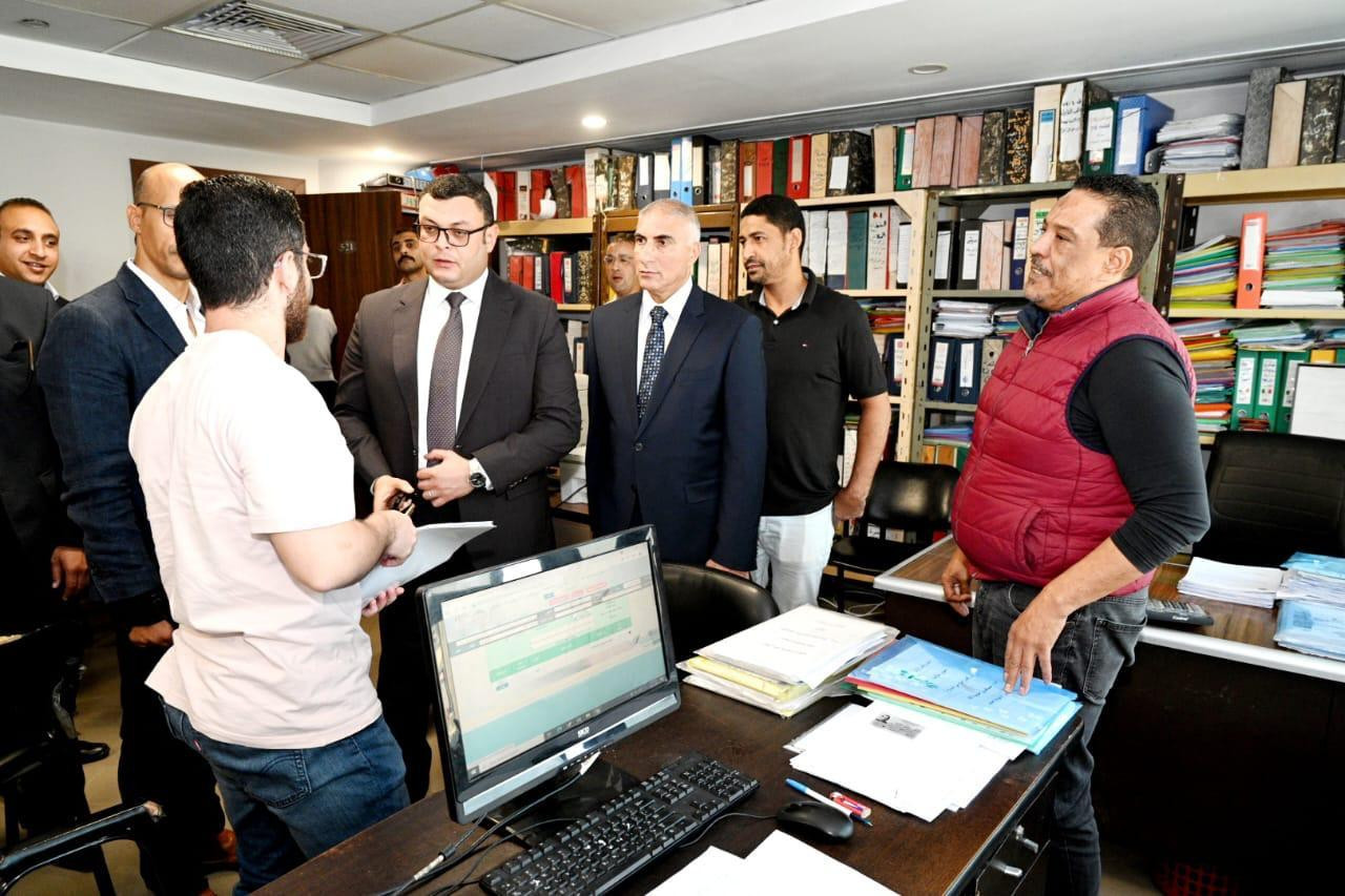 وزير الإسكان