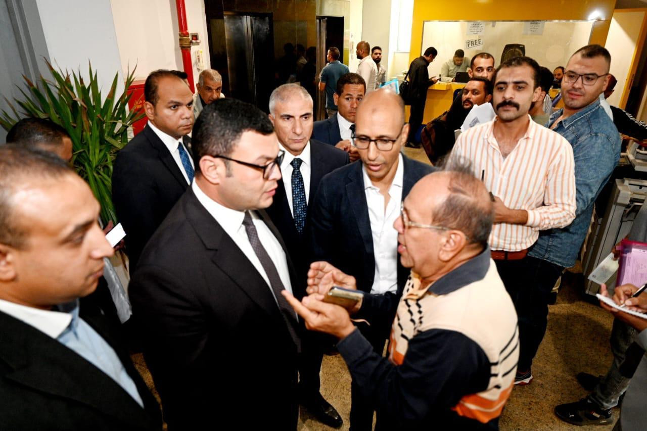 وزير الإسكان