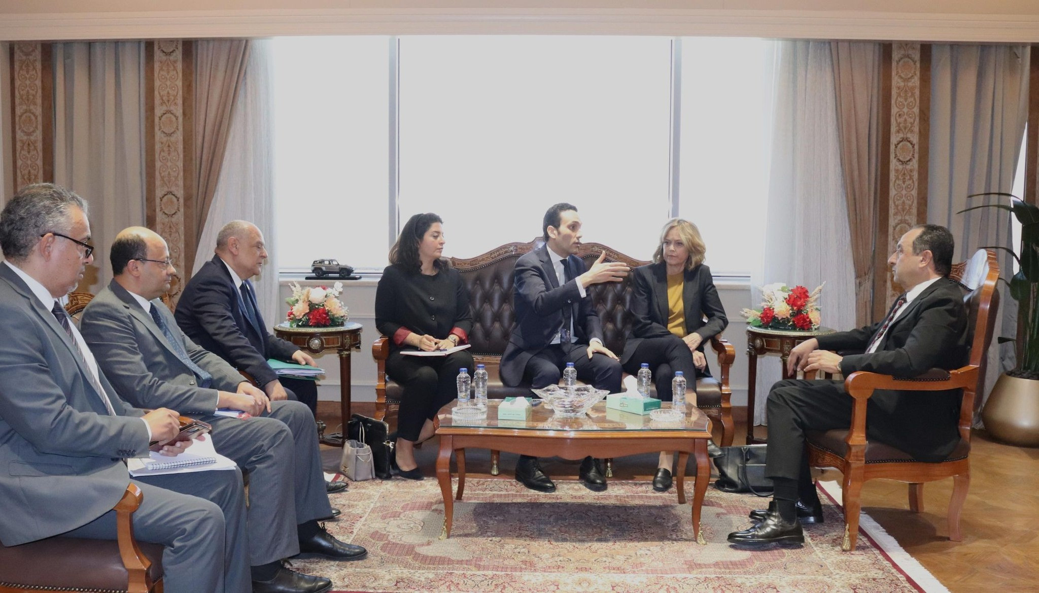 قطاع الاعمال