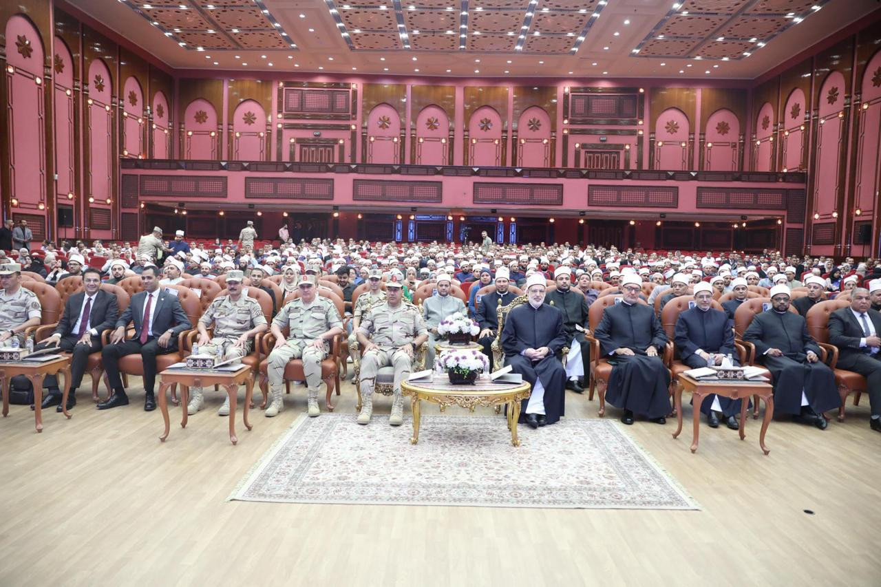 قائد قوات الدفاع الشعبي والعسكري