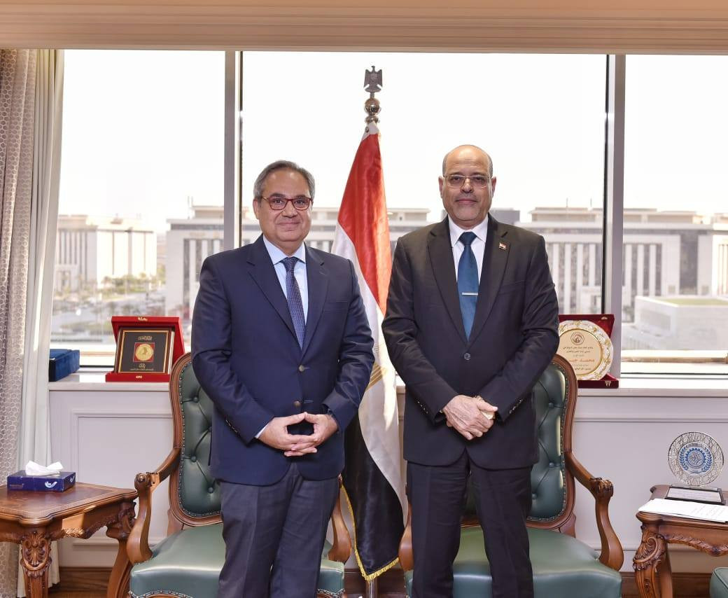 وزير العمل