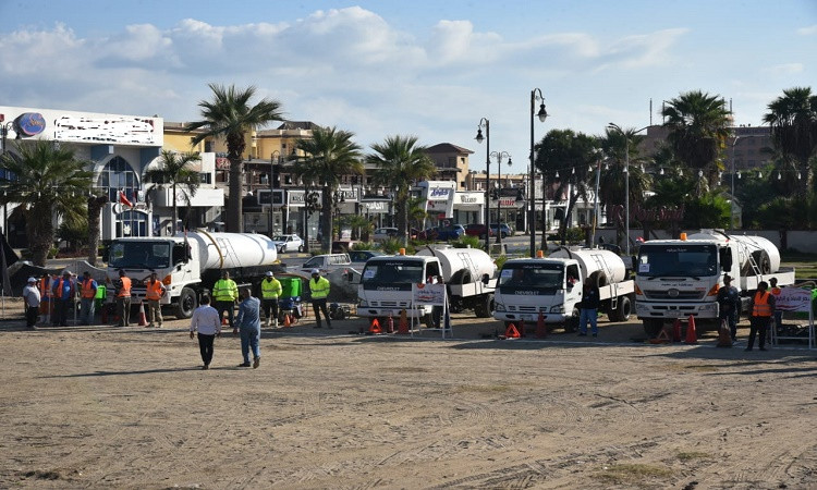 محافظ بورسعيد ي