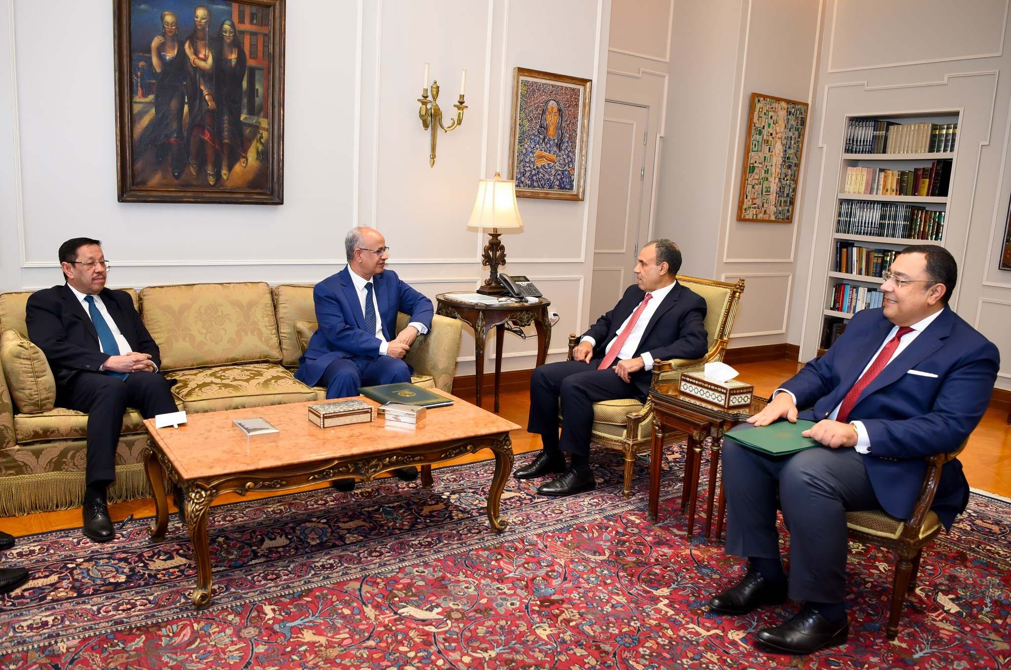 وزير الخارجية