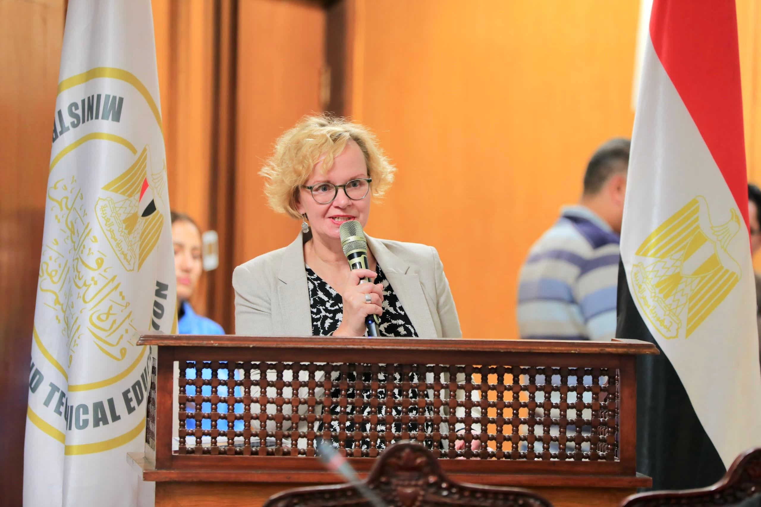 تحسين التعليم المهن