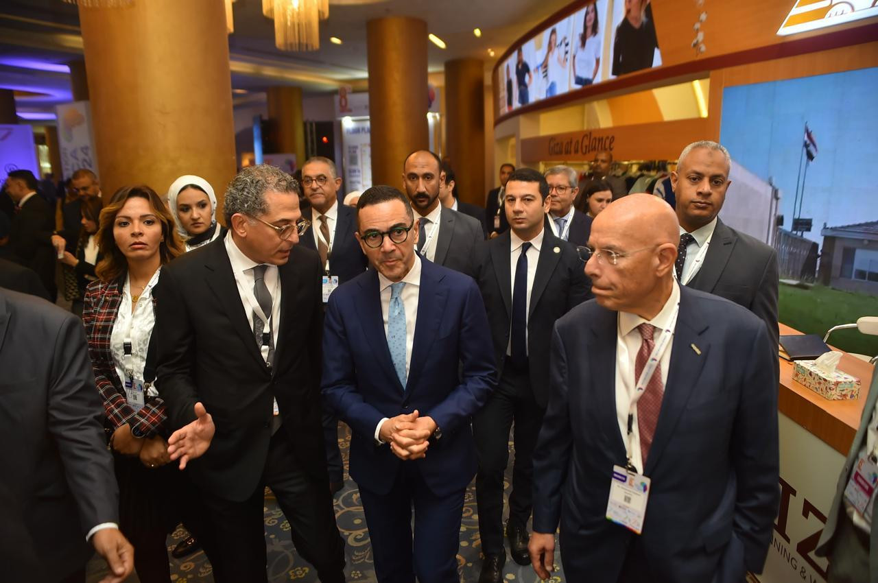 وزيرالاستثمار