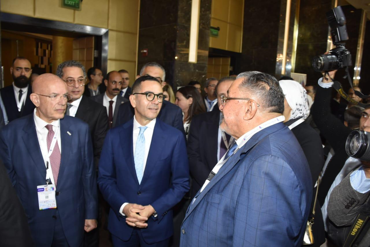 وزيرالاستثمار