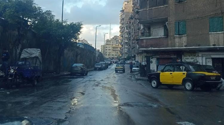 الأمطار بشوارع الأسكندرية