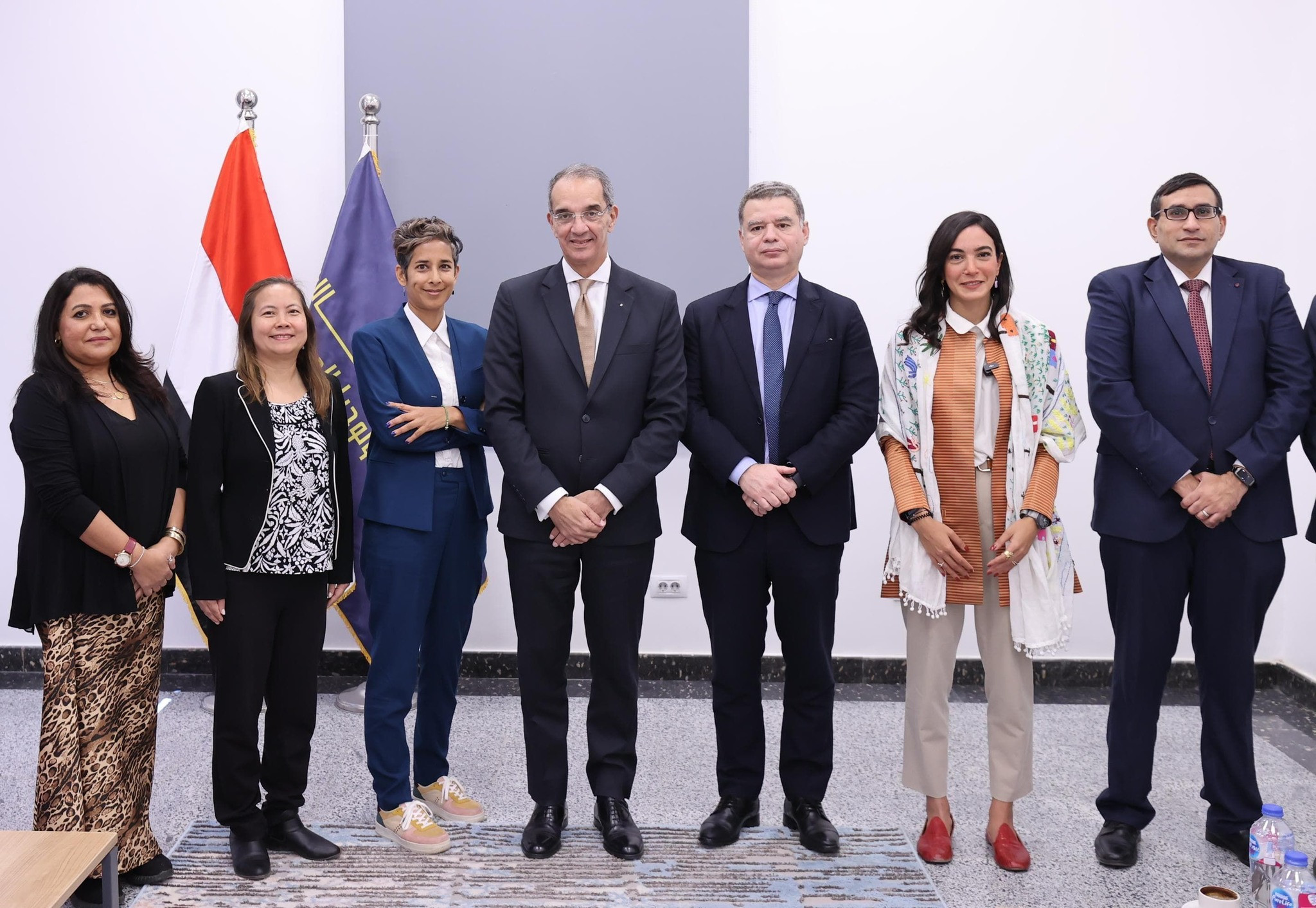 وزير الاتصالات