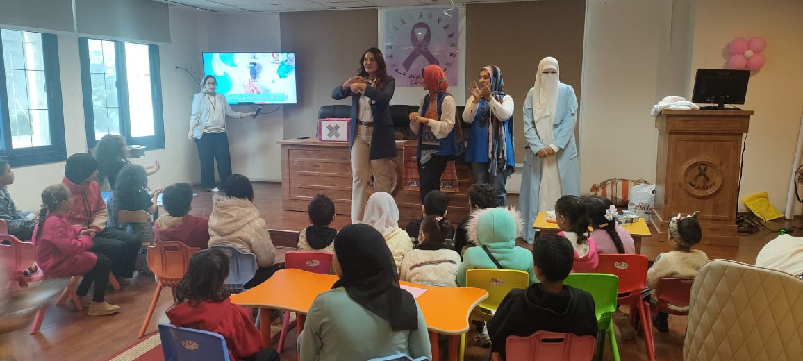 الصحة والثقافة يحتفلون بأطفال مستشفى هرمل للأورام