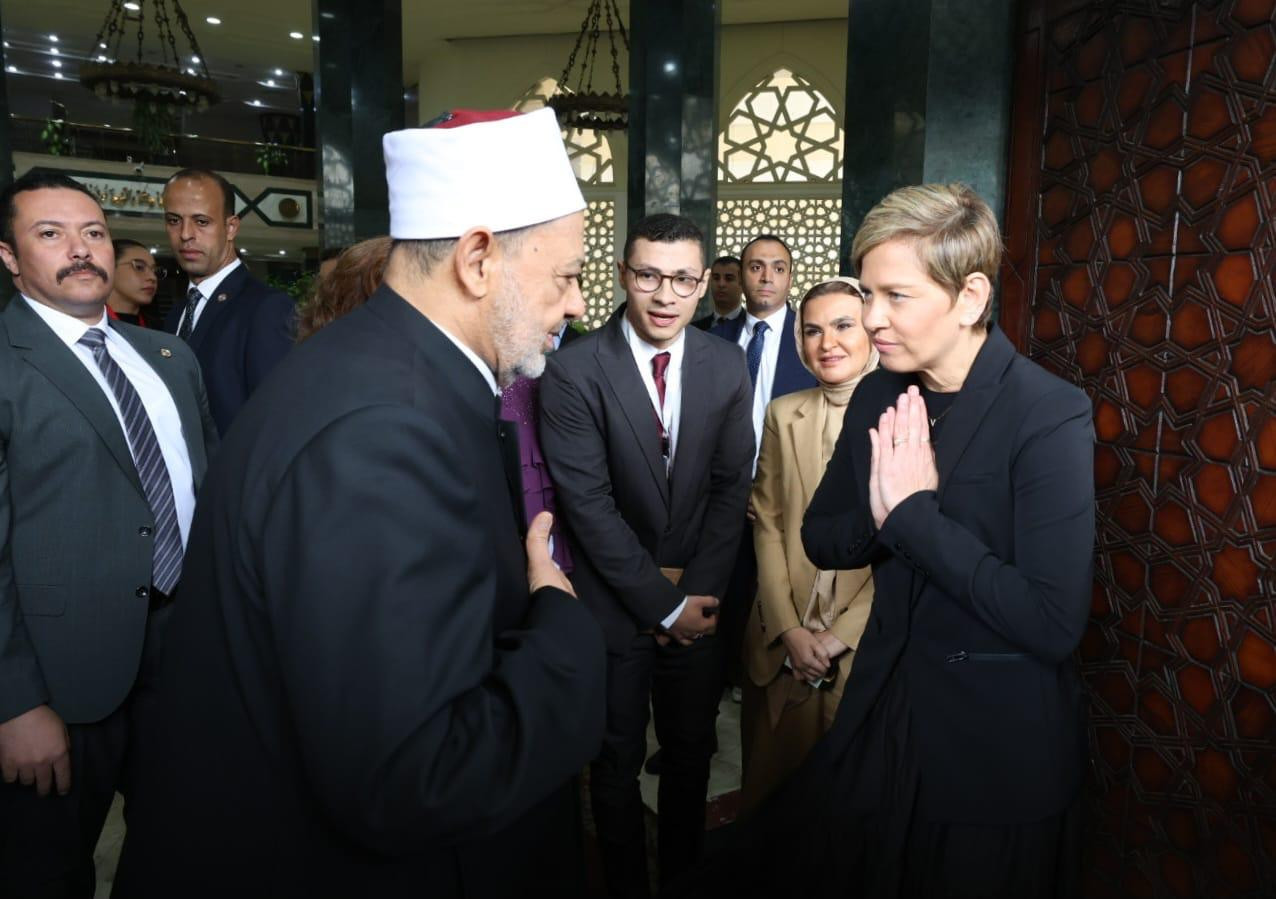 شيخ الأزهر وقرينة رئيس جمهورية كولومبيا