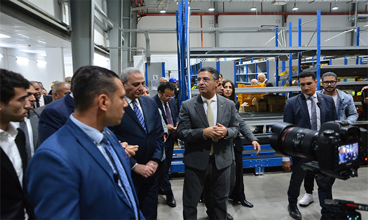 وزير التموين