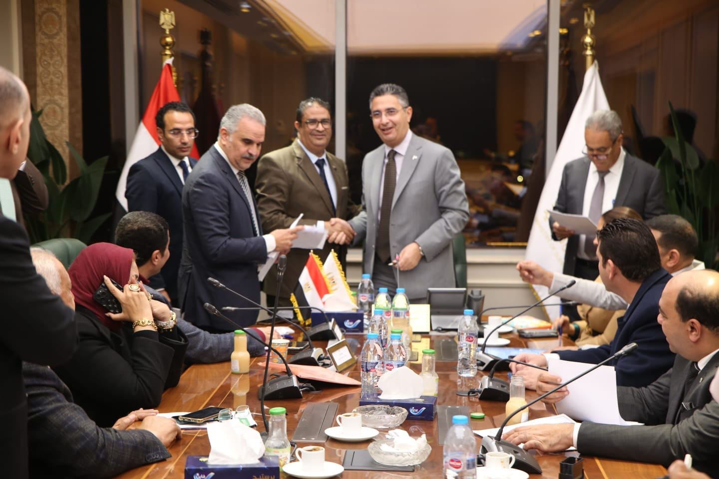 وزير التموين مع النواب