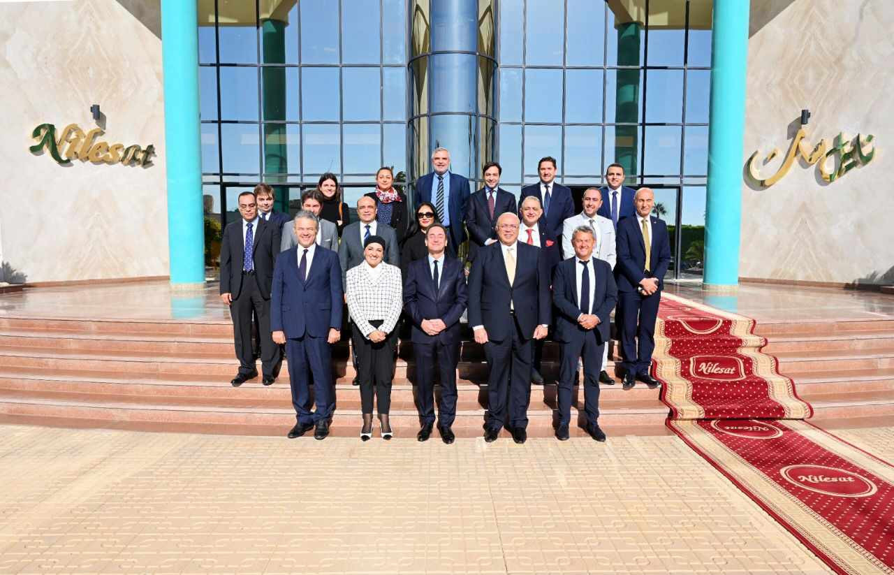 النايل سات