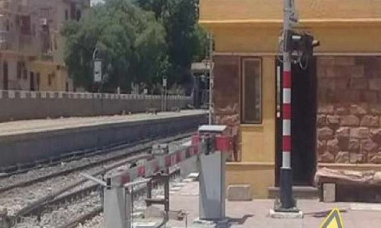 سكك حديد المنيا: إغلاق مزلقان ديرمواس3أيام للصيانة