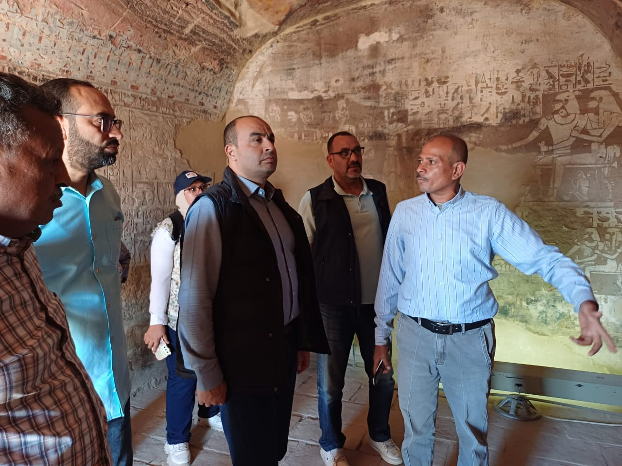 معبدي اسنا بالأقصر وإدفو