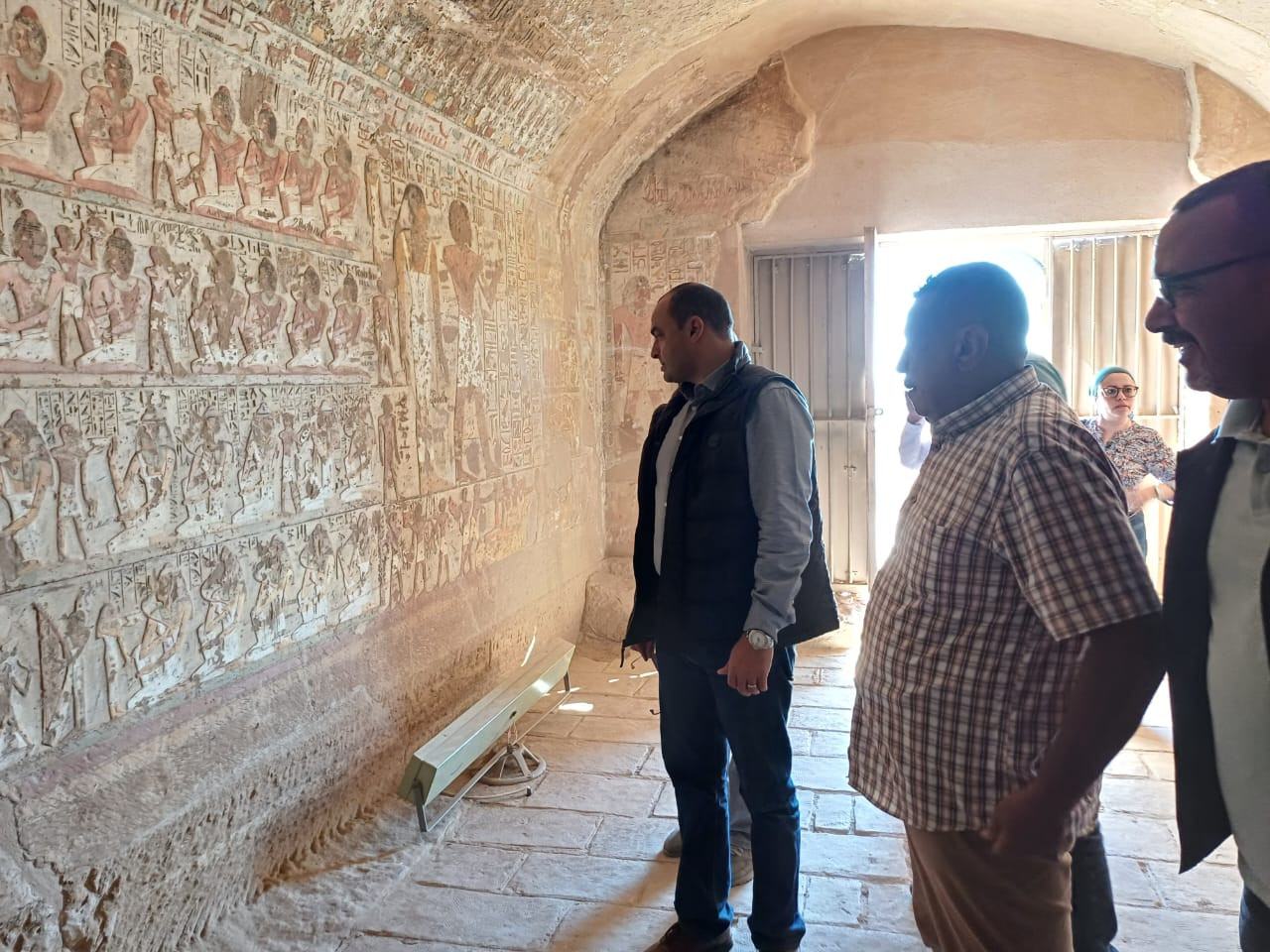 معبدي اسنا بالأقصر وإدفو