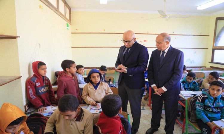 وزير التعليم والمحافظ في جولة تفقدية لمدارس المنيا