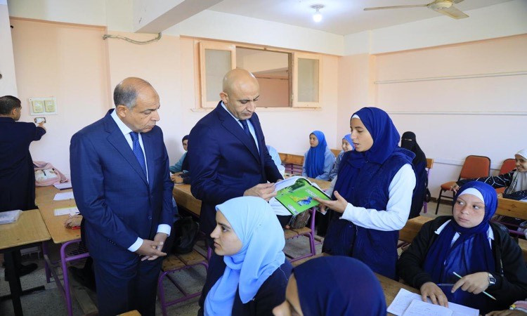 وزير التعليم والمحافظ في جولة تفقدية لمدارس المنيا