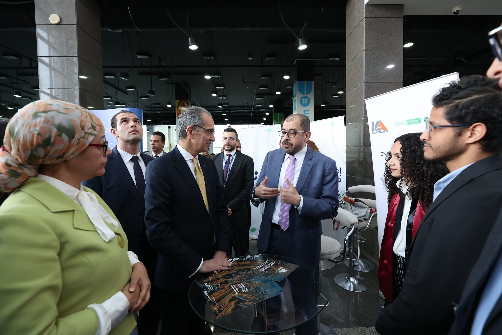 صور وزير التكنولوجيا