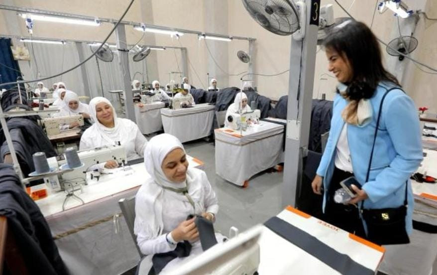 قومى المراة