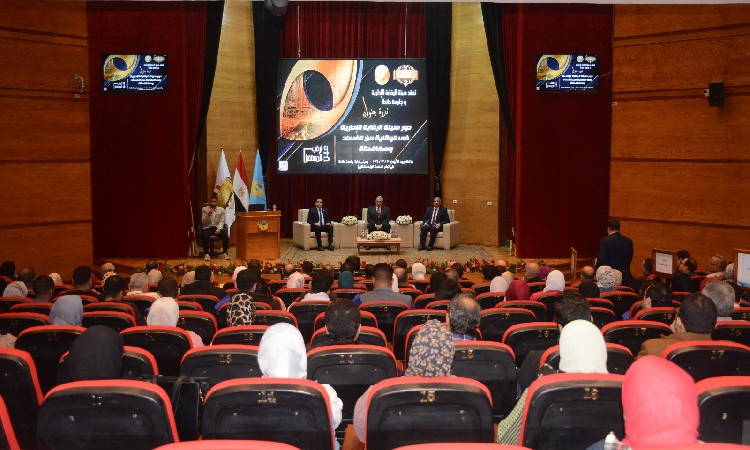 محافظ الغربية يشهد احتفال الرقابة الإدارية باليوم العالمي لمكافحة الفس