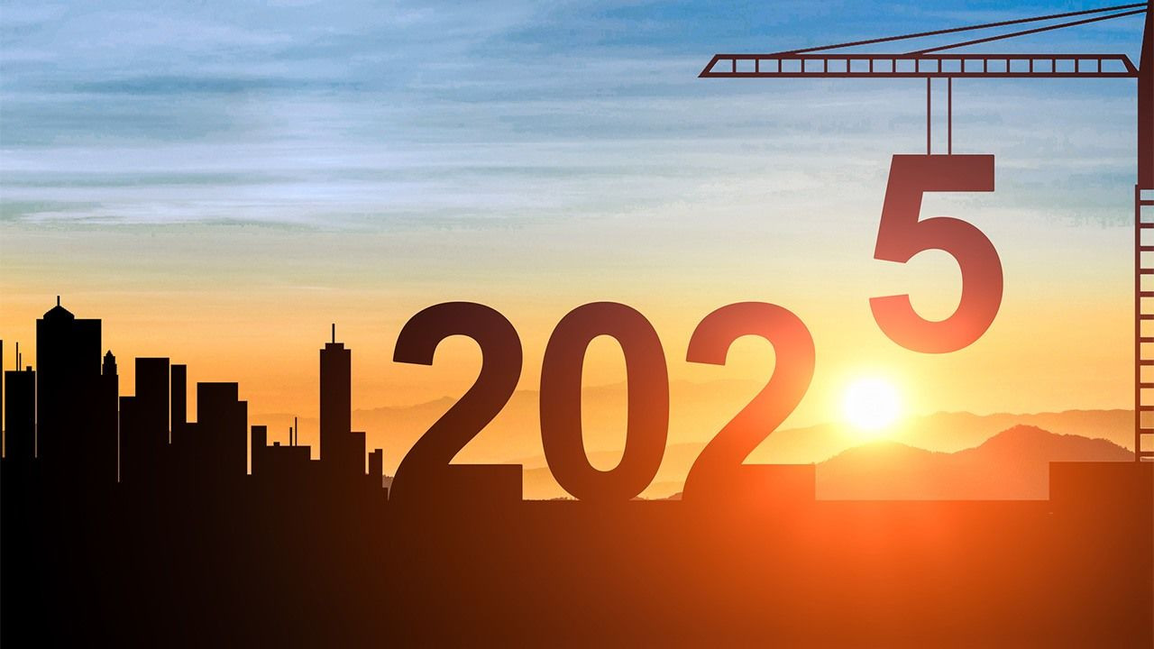 عام 2025