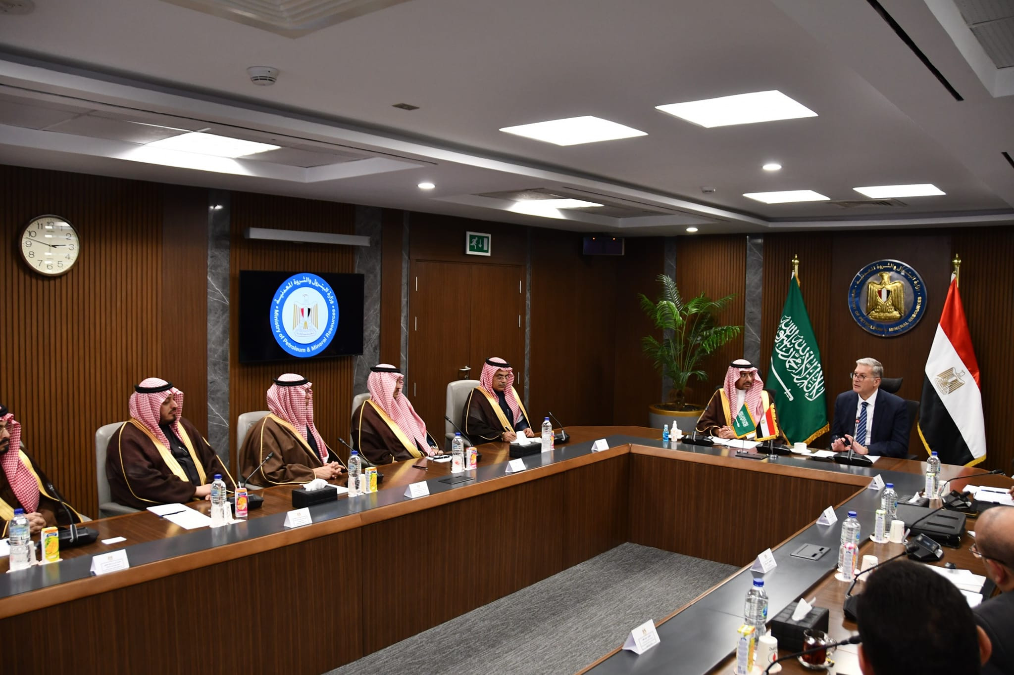 وزير البترول