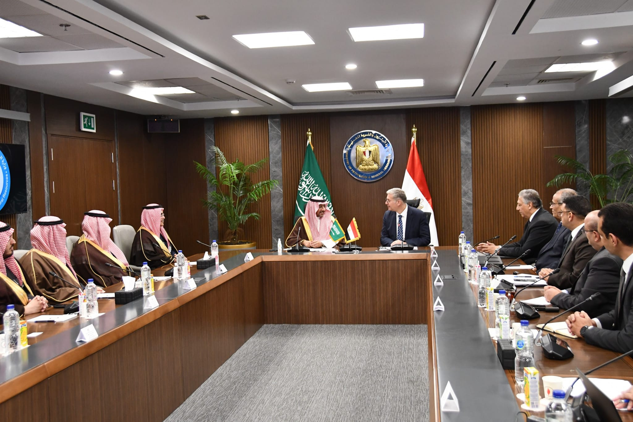 وزير البترول